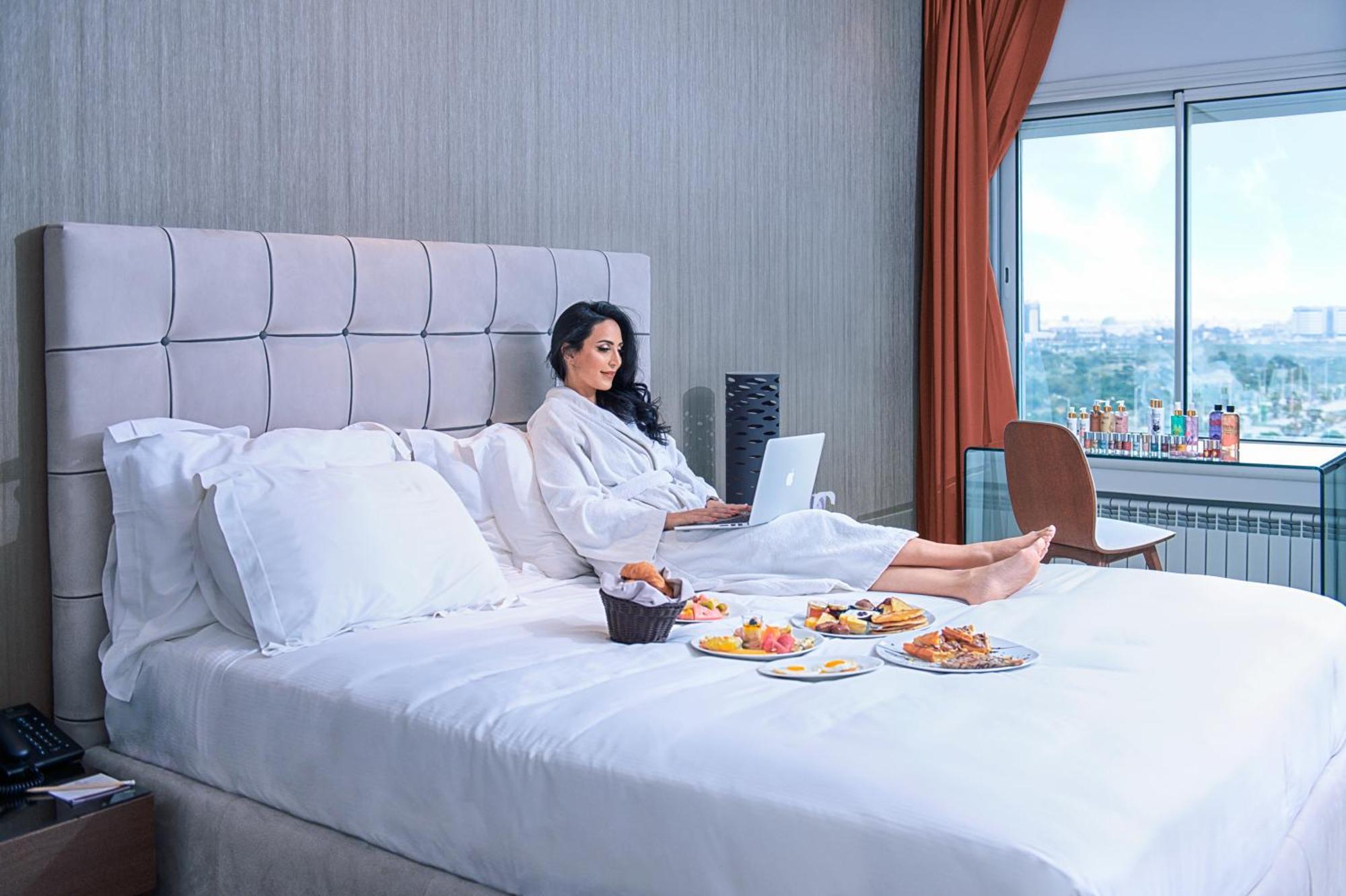 Adam Hotel Suites ตูนิส ภายนอก รูปภาพ