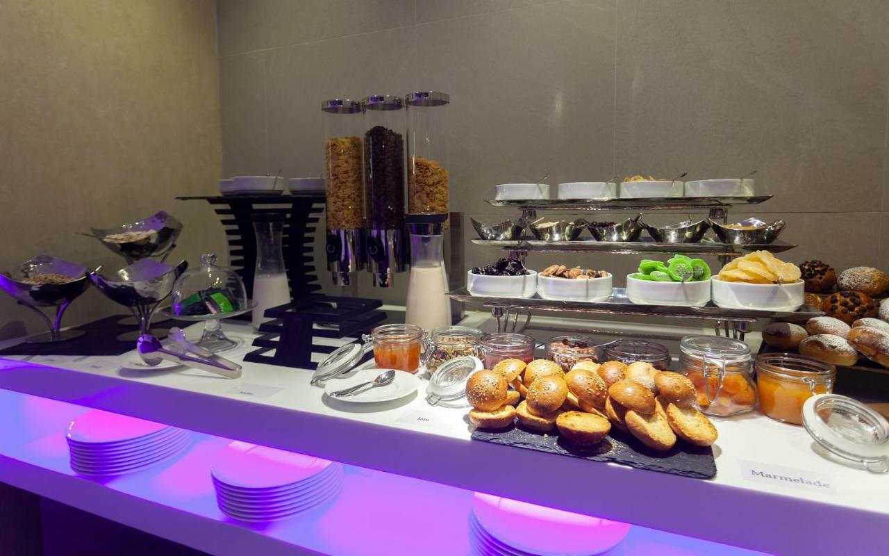 Adam Hotel Suites ตูนิส ภายนอก รูปภาพ